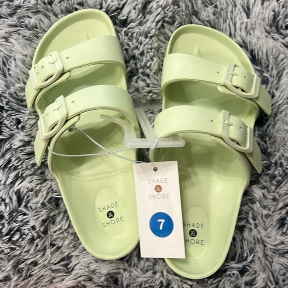 Shade & Shore Shoes - NWT Shade & Shore slip ons sandals Size 7